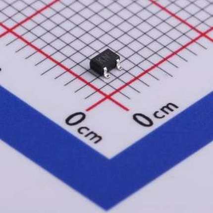 2SK3018FPDT106 场效应管(MOSFET) 2SK3018FPDT106 SOT-323-3