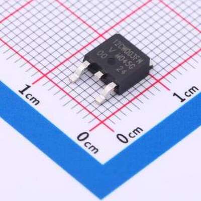 VS-12CWQ03FNTRL-M3 肖特基二极管 电压:30V 电流:6A DPAK(TO-252