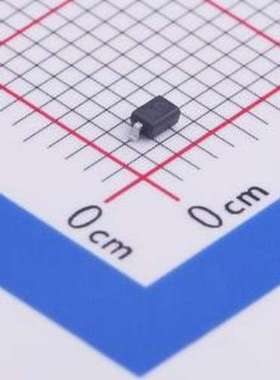 HVU202B 变容二极管 28V 450mΩ 电容比6.2 SOD-323