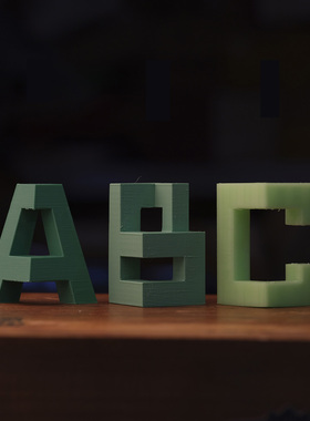 绿色英文字母3D立体建筑造型艺术雕塑极简创意桌面摆件