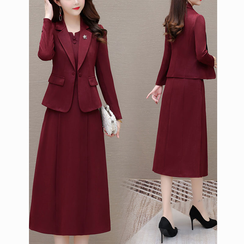 今年流行小西装外套连衣裙女2025秋季新款气质显瘦两件套裙子套装