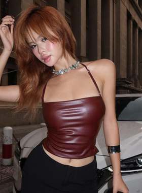 DARLINGAGA酷辣性感暗红色PU挂脖背心女拉链修身露背皮革吊带打底