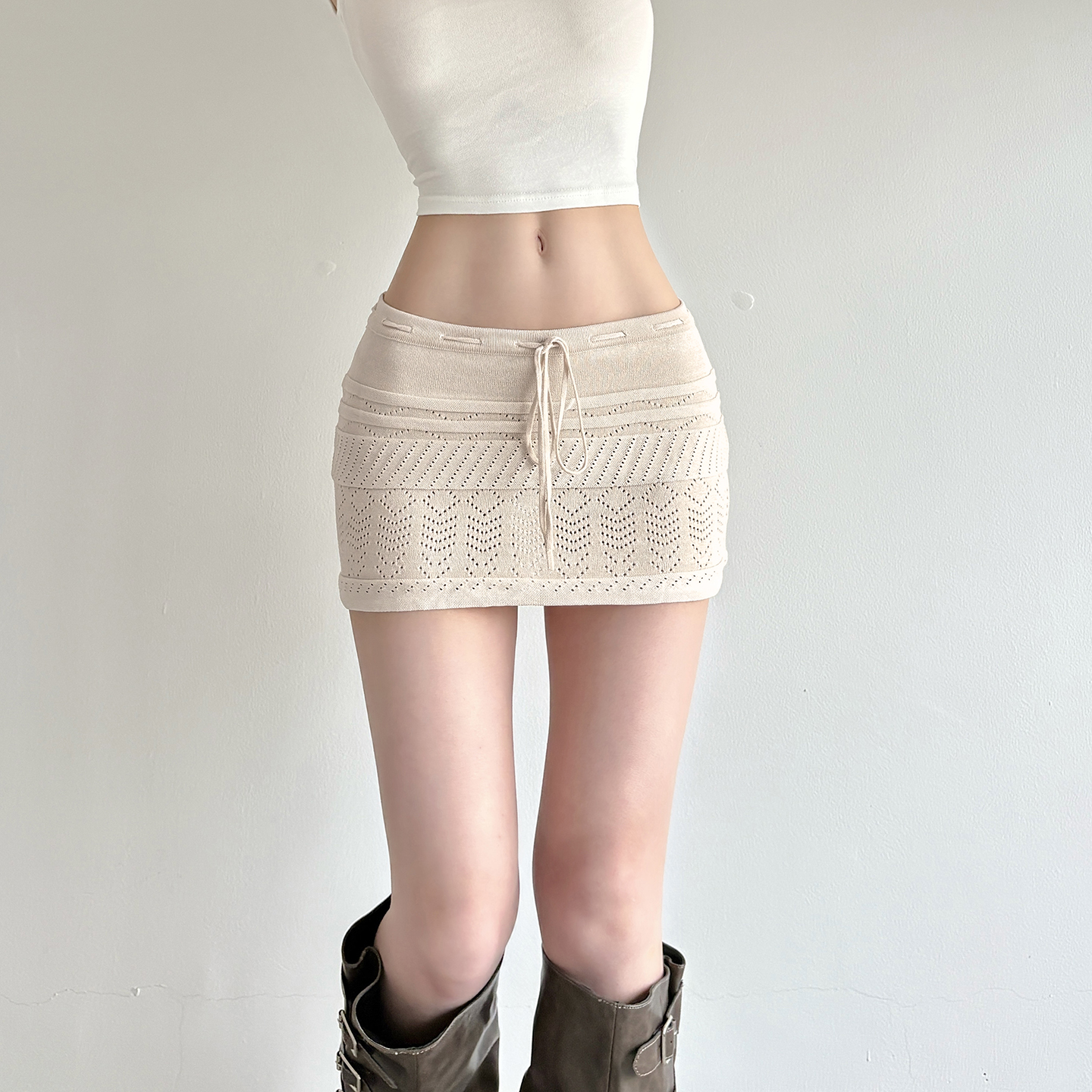 时髦百搭毛织钩花低腰系带半身裙