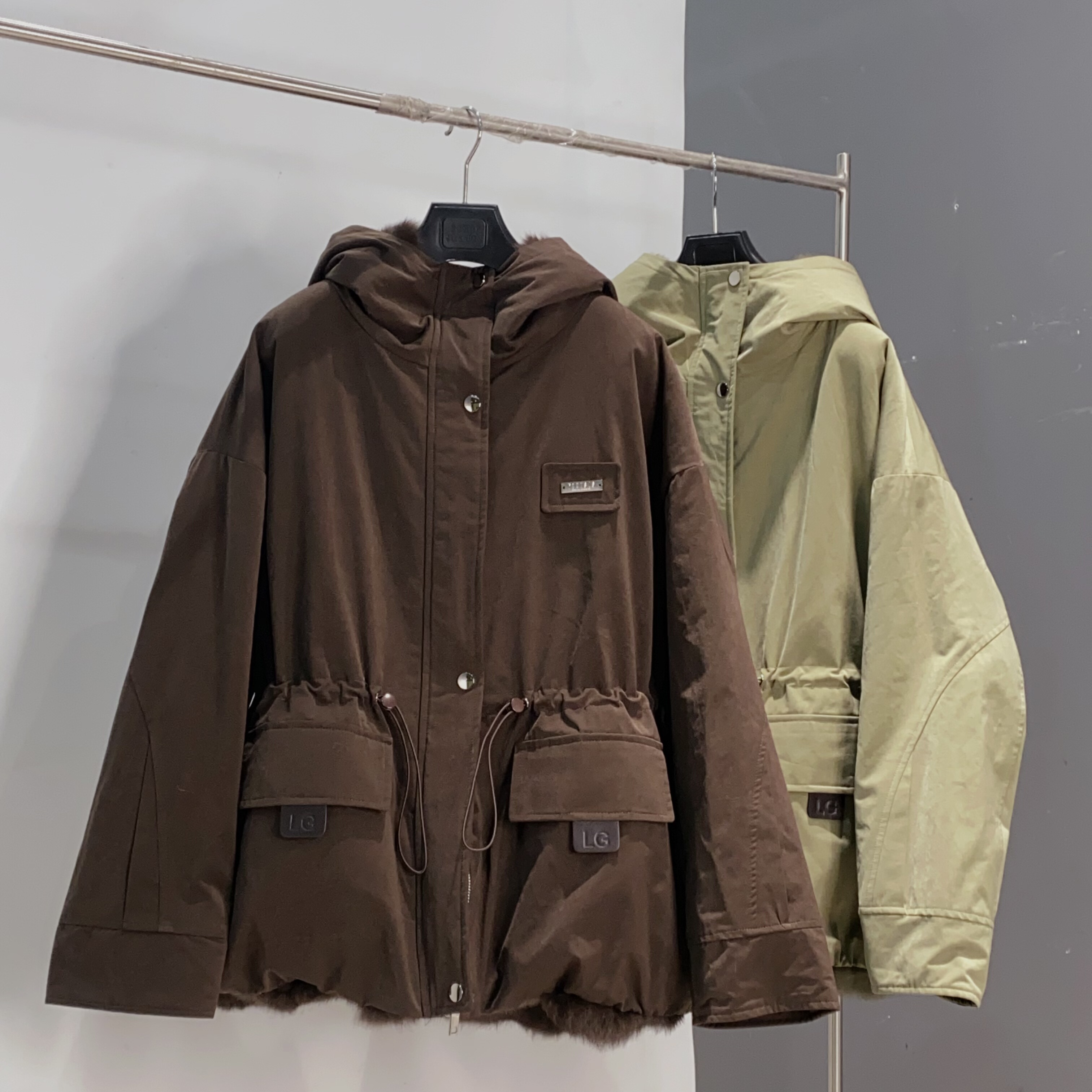 秋冬新款整皮兔毛两面穿工装派克服女皮草外套连帽女保暖LGH长63