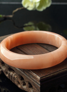 龙纹桃花玉手镯天然粉色玉石手镯石英岩玉镯红丝玉手镯工厂