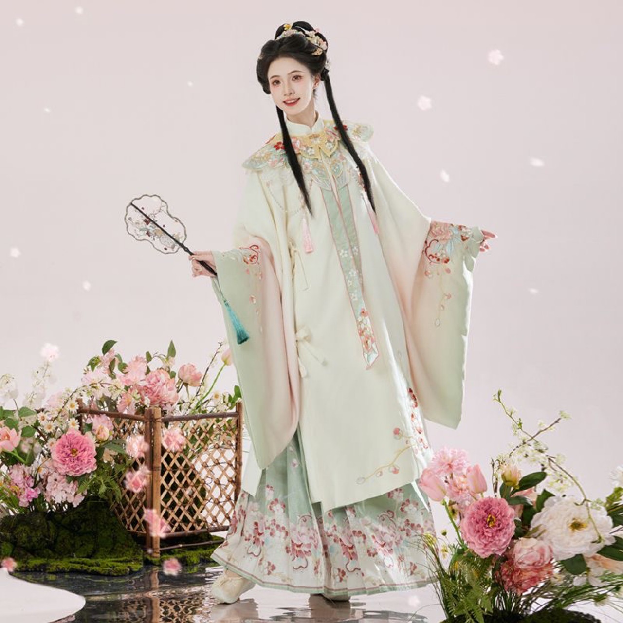 新款闺蜜明制汉服如梦芳刺绣云肩2024簪花秋季改良云肩长衫马面裙