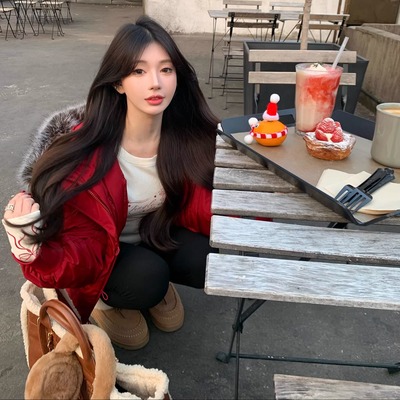 现货【糖霜新年服】C显白有特别节日vibe撞色降霜大毛领鹅绒外套