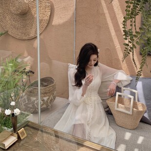 度假系列 white小梨花 珍珠扣轻法连衣裙 pure 现货momoshero