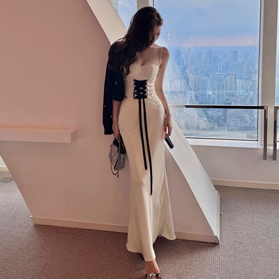 现货【香缇莉莉安】童话情书的浪漫~邂逅氤氲少女的蕾丝吊带/半裙