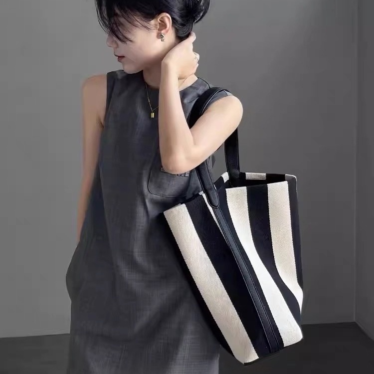 条纹帆布包水桶包女大容量小众包