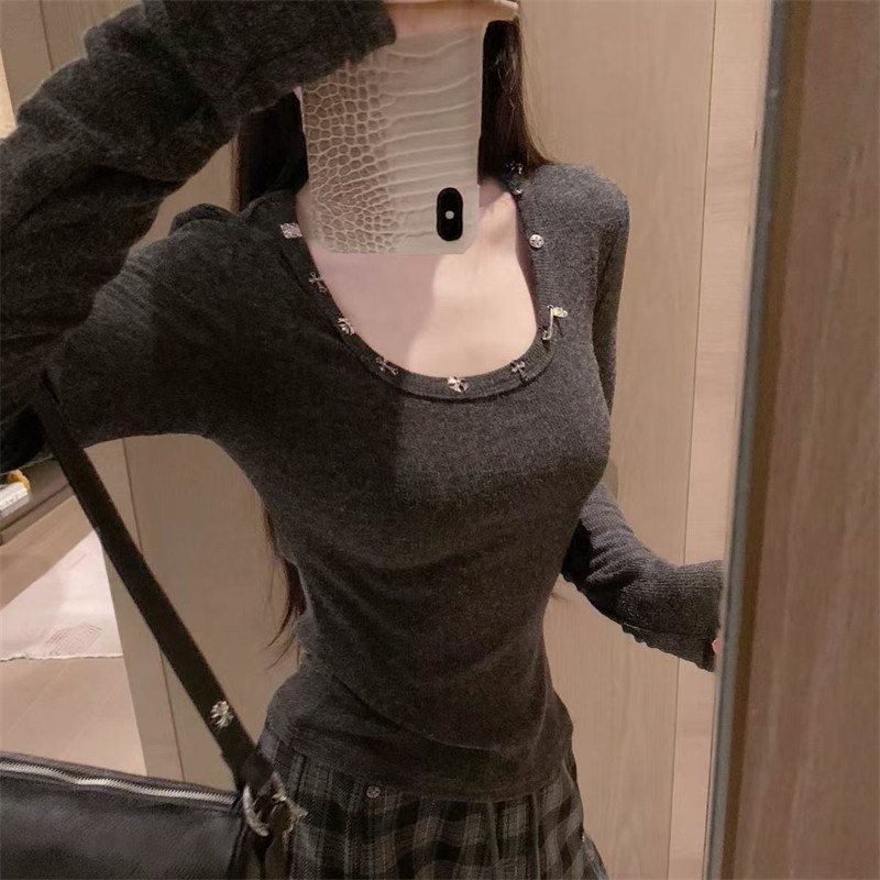 甜酷纯欲风大U领别针十字架长袖T恤女秋季弹力修身显瘦百搭上衣潮