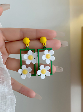 清新绿色方框花朵耳钉小众设计感耳饰ins日系少女简约无耳洞耳夹