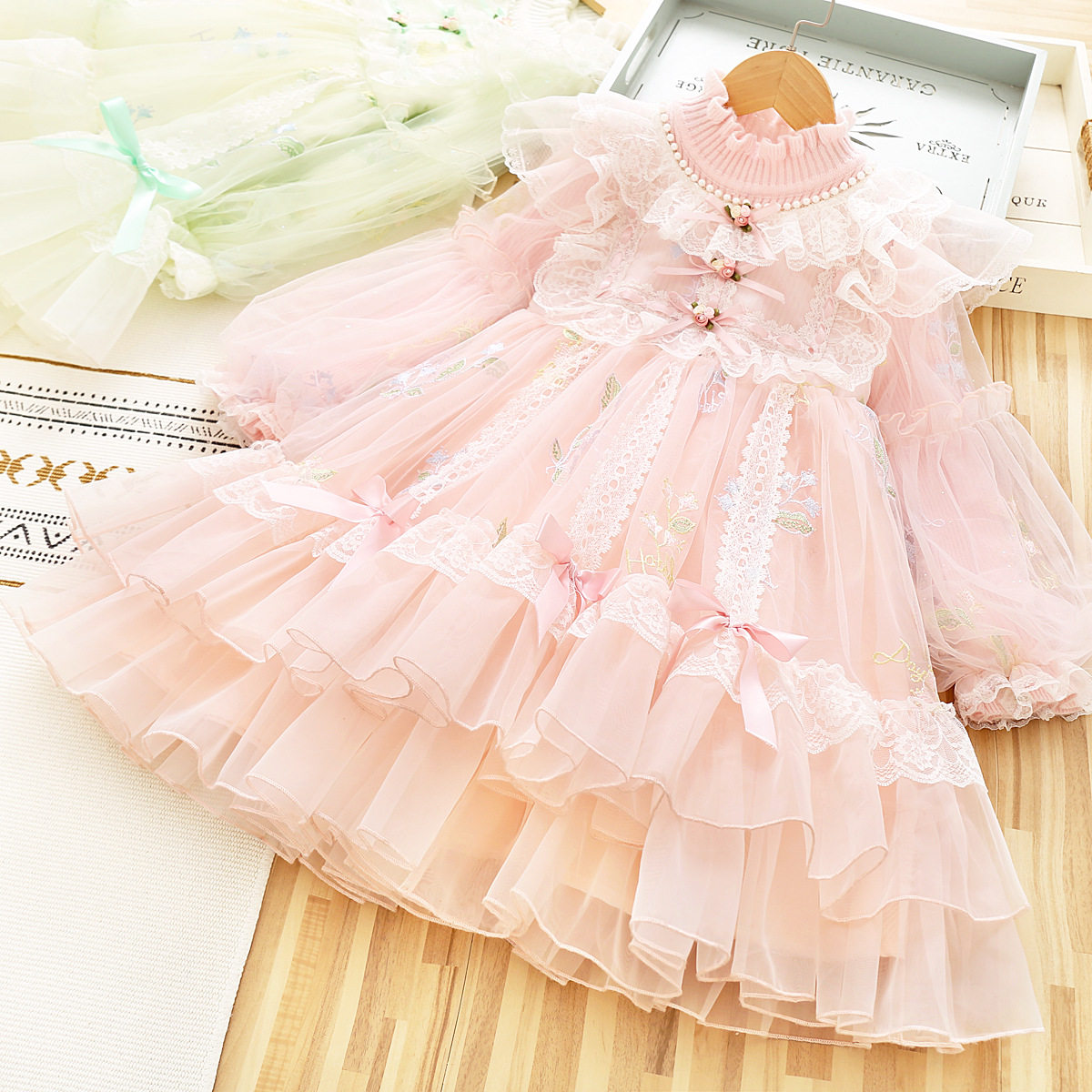 女童洛丽塔公主裙秋冬款儿童花朵刺绣毛衣裙礼服裙宝宝网纱连衣裙