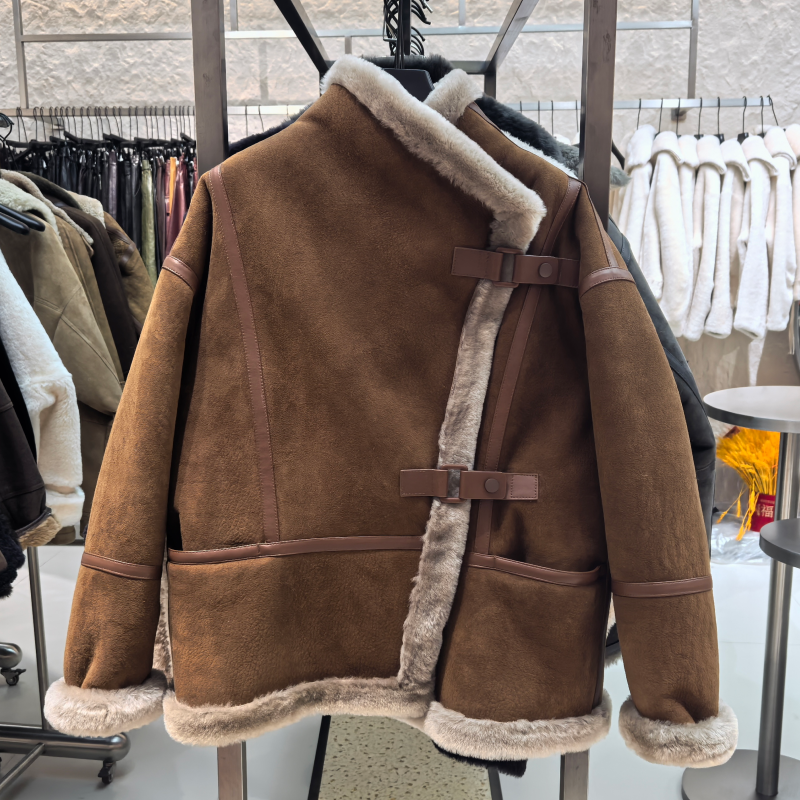 海宁2025冬季新款皮毛一体皮草女立领羊羔毛时尚机车短款外套