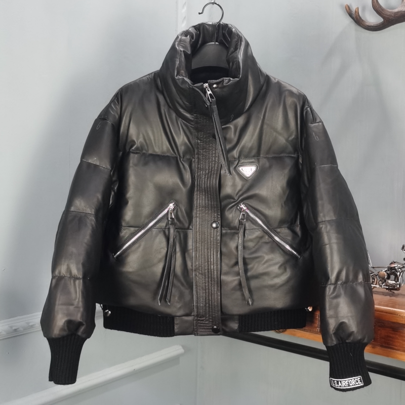 欧品唯格通勤羊皮短款立领羽绒服