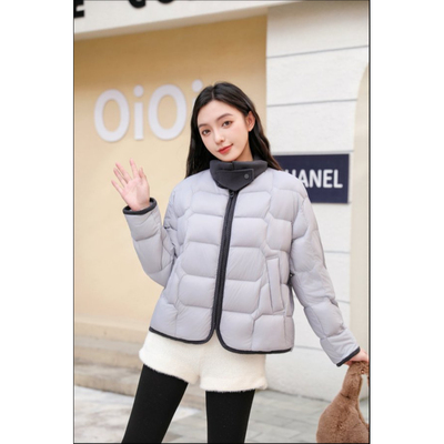 【甜甜圈虹虹Tia】时尚短款欧若风简约宽松翻领轻薄鹅绒服/83015