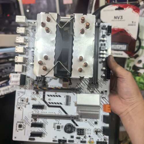 议价 2696V4套装 主板全新的库存主板基本上全新，加六铜（维修）
