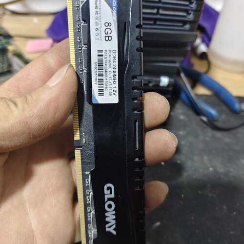 议价光威GLOWAY DDR4 2400 8G内存，有2条，正（维修）