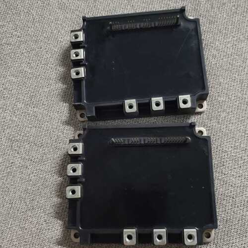 议价三菱模块 PM100RSE120，功能正常，品相如图，实物拍（维修）