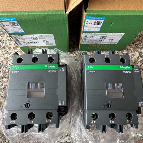 议价施耐德LC1D95Q7C交流接触器，全新正品原包装剩1台，喜