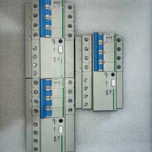 议价施耐德 断EZ7漏电 D16A 4P 三台 250打包 包（维修）