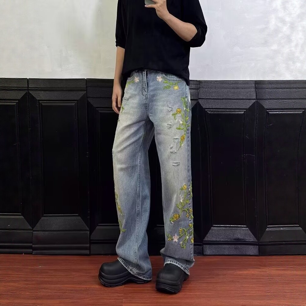 王源同款花卉刺绣蓝色牛仔裤男