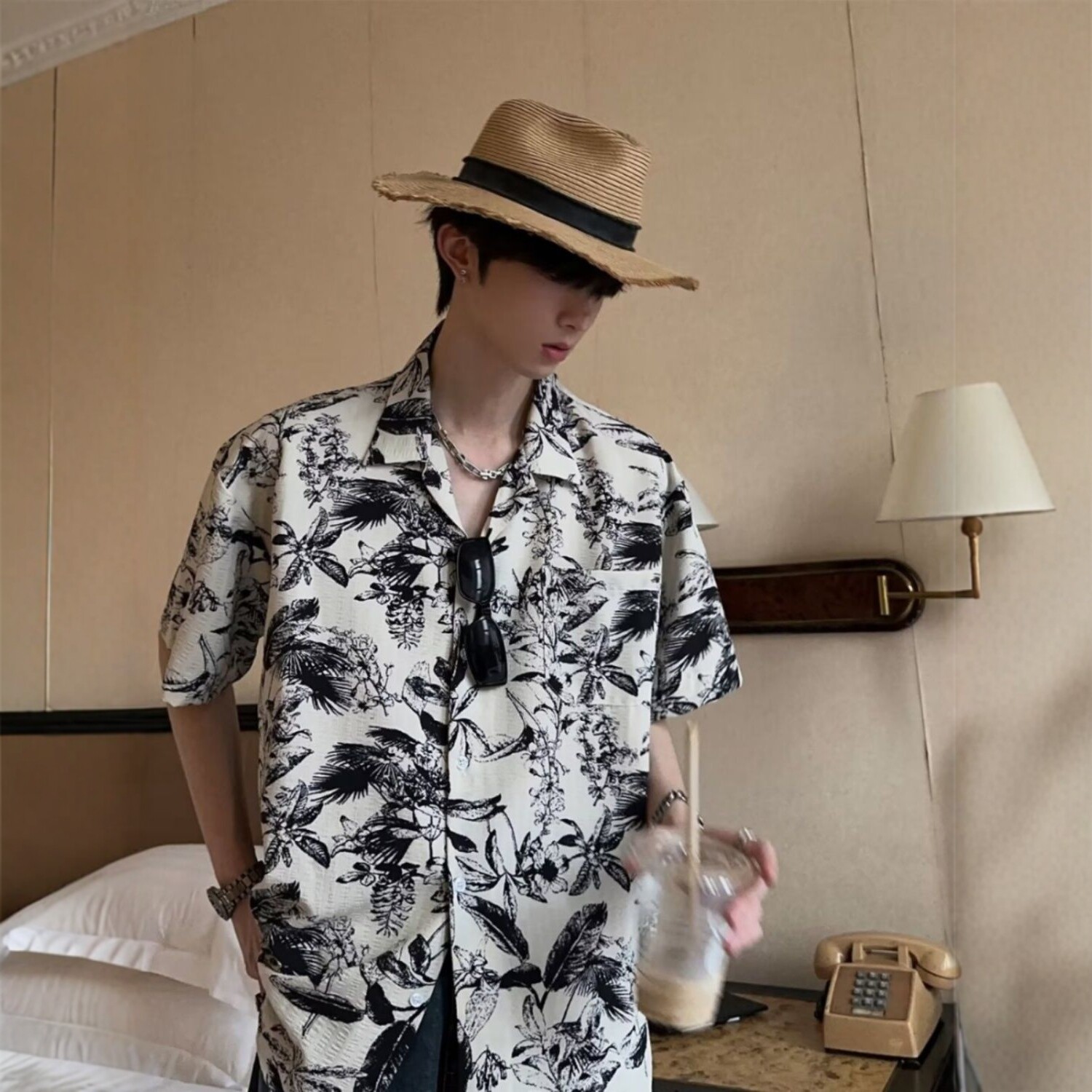 夏威夷冰丝短袖花衬衫男夏季痞帅高级感沙滩衬衣港风海边度假外套