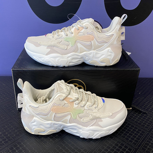 鸿星尔克秋季新款女鞋小白鞋奇弹寻鹿2.0运动鞋老爹鞋12122302406