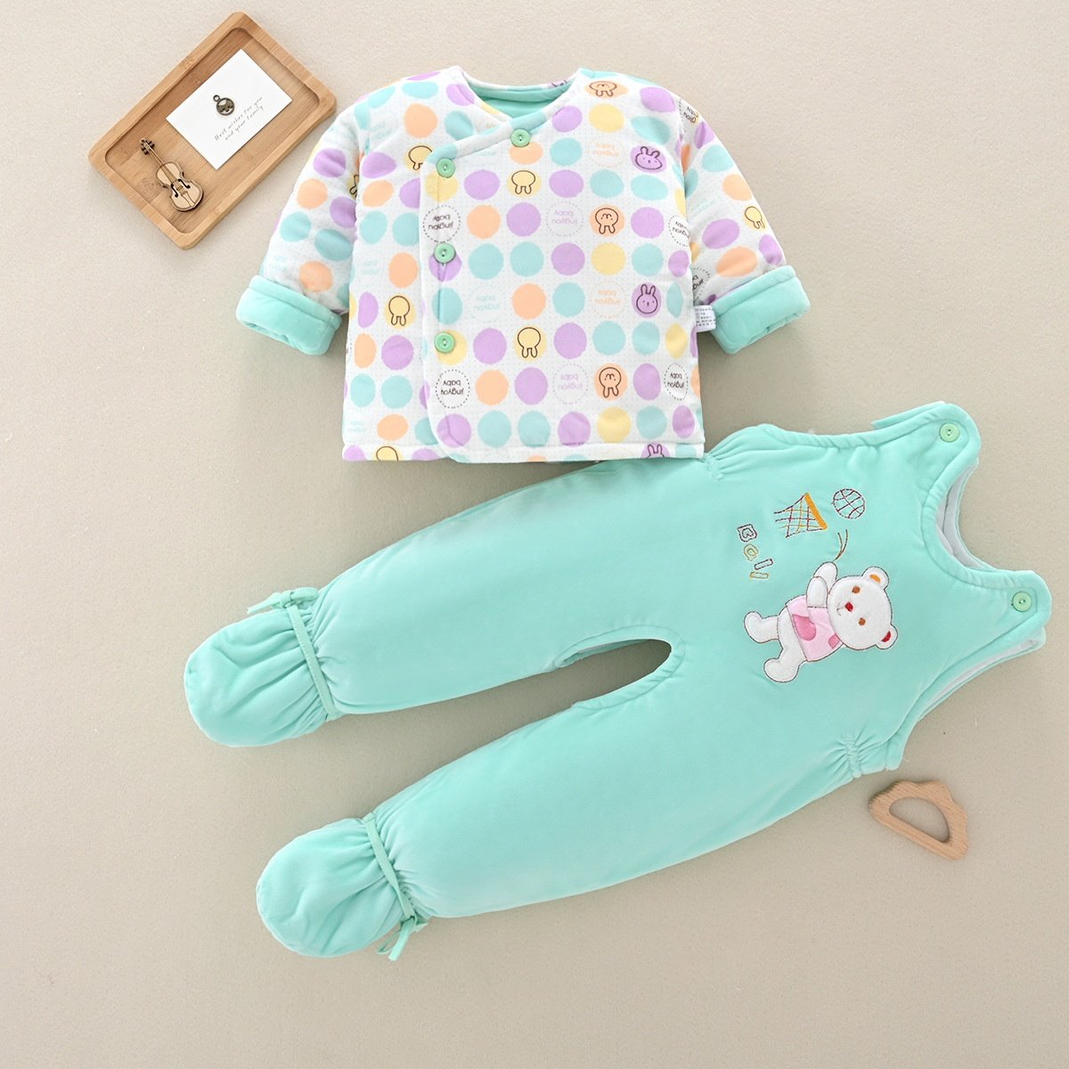 0-10月新生儿加厚保暖套装宝宝夹棉150g背带裤棉袄棉裤包脚棉衣,童装/婴儿装/亲子装,儿童运动套装,淘宝优惠券,粉丝福利购,淘宝优惠卷