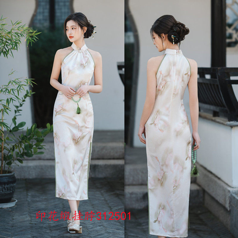 现代时尚改良新中式长款挂脖性感旗袍2025春夏新款年轻少女款旗袍
