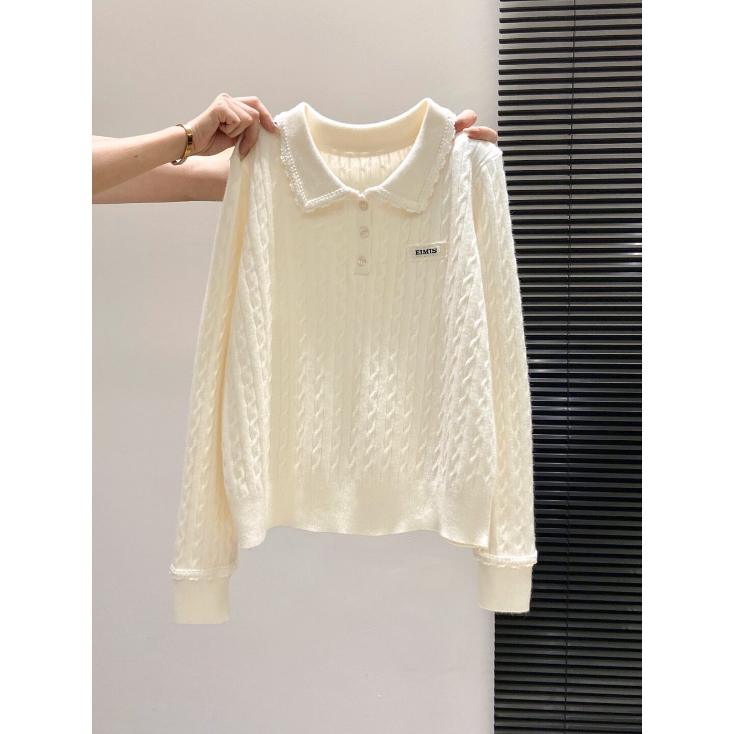 蕾丝边POLO领秋冬哺乳针织衫