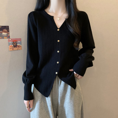 秋冬大码V领哺乳装外出针织衫