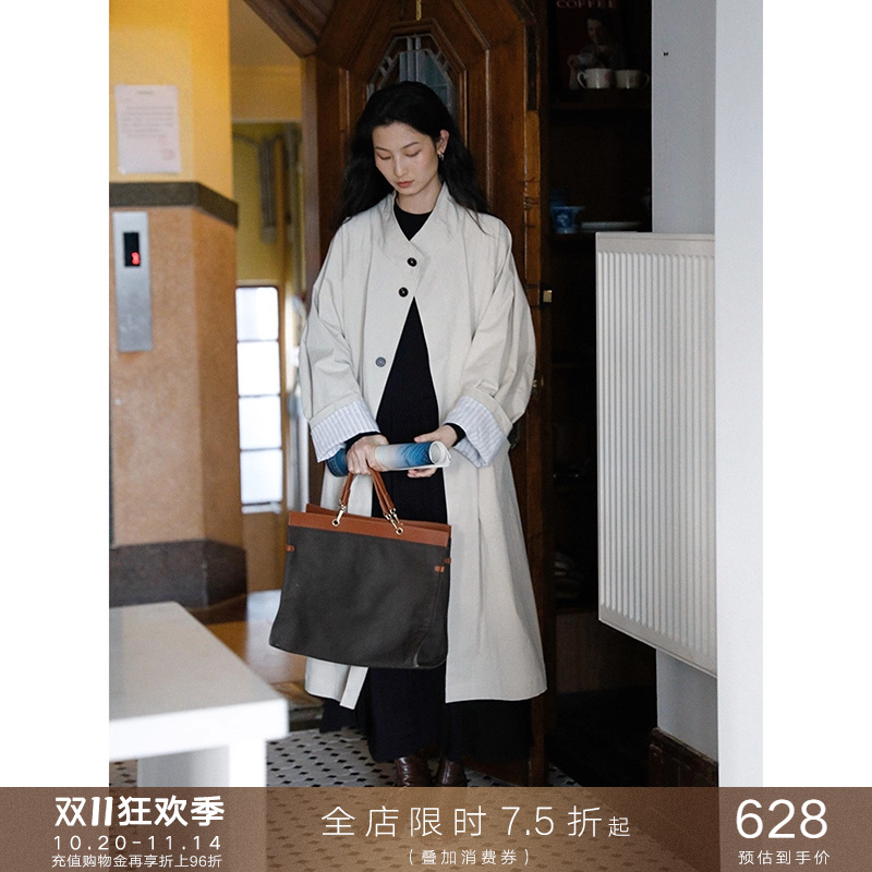 撞色条纹翻袖立领长风衣