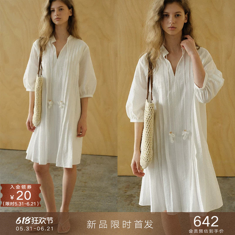 05/31新品法式设计感简约V领连衣裙七分灯笼袖系带宽松直筒中短裙
