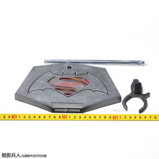 HOTTOYS HT 蝙蝠侠大战超人 MMS359 正义黎明神奇女侠1.0支架地台