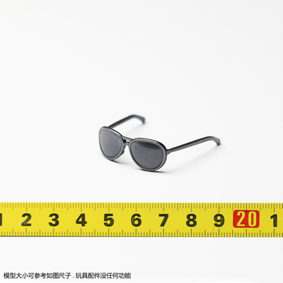 HT Hottoys MMS774 终结者2 审判日 T-1000 2.0 墨镜 人偶 配件