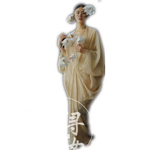 新款照相馆复古油画主题禅意新中式清冷感个人肖像写着艺术照摄影