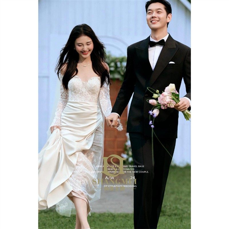 影楼新款婚纱照蕾丝修身高定设计款一字肩带袖子礼服馆摄影白纱