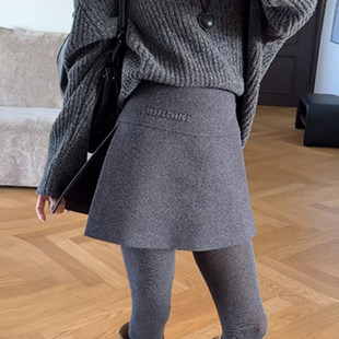 6185 胖mm小个子显瘦百搭A字刺绣短裙 毛呢开叉半身裙女2025冬大码