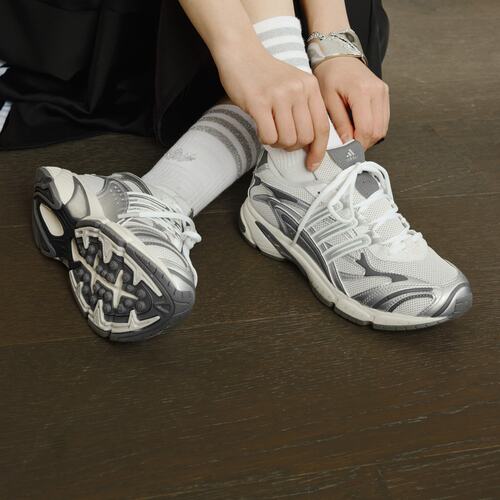 Adidas阿迪达斯正品男女经典复古网面运动老爹鞋「光波鞋」JR9557