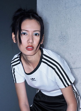 Adidas/阿迪达斯正品女子运动修身短袖圆领T恤JC8704 JC8703