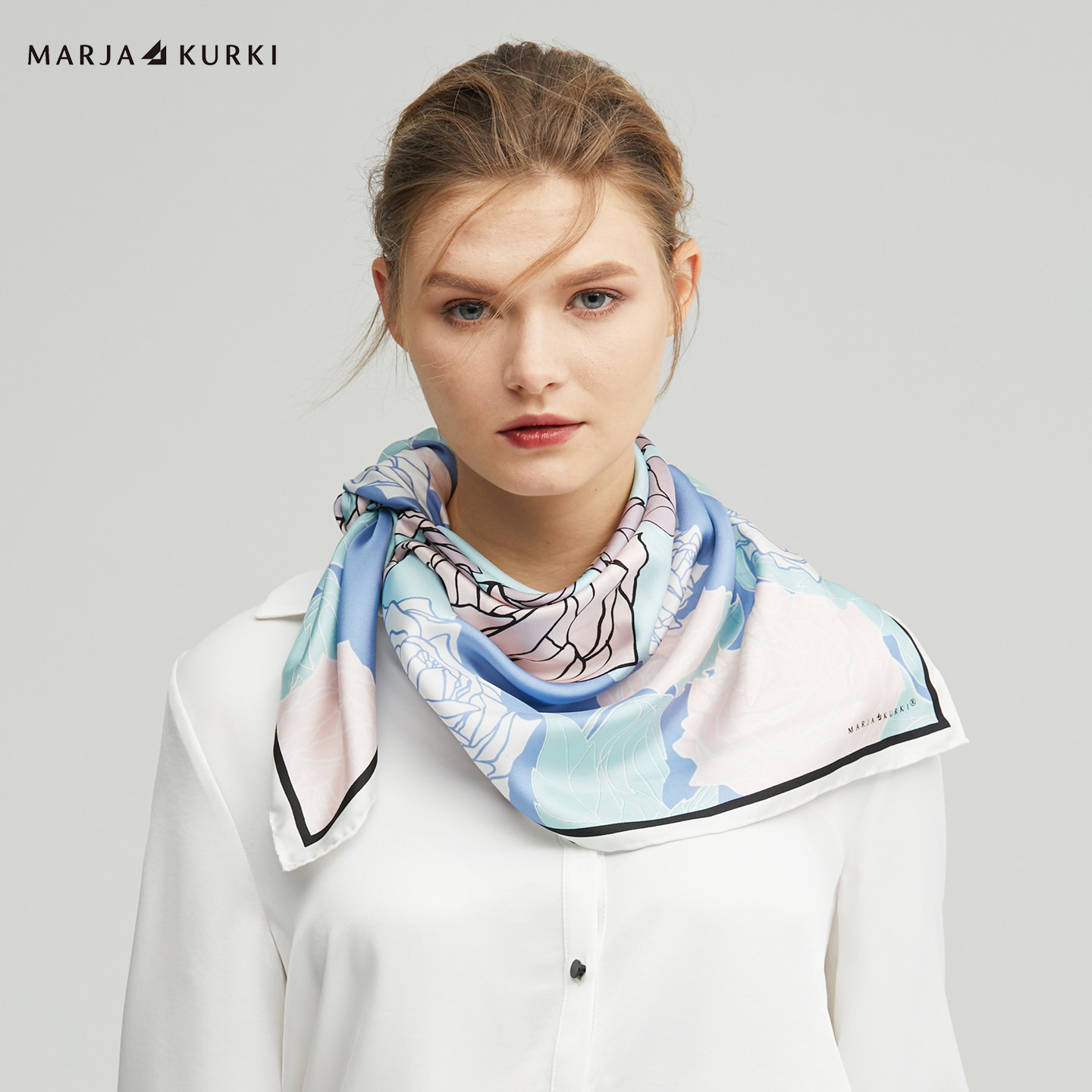 MARJAKURKI玛丽亚古琦真丝方巾丝巾系脖高级感披肩女外搭节日礼物