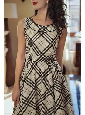 Chings 法式复古黑白撞色大格纹收腰显瘦A字大摆赫本风通勤连衣裙