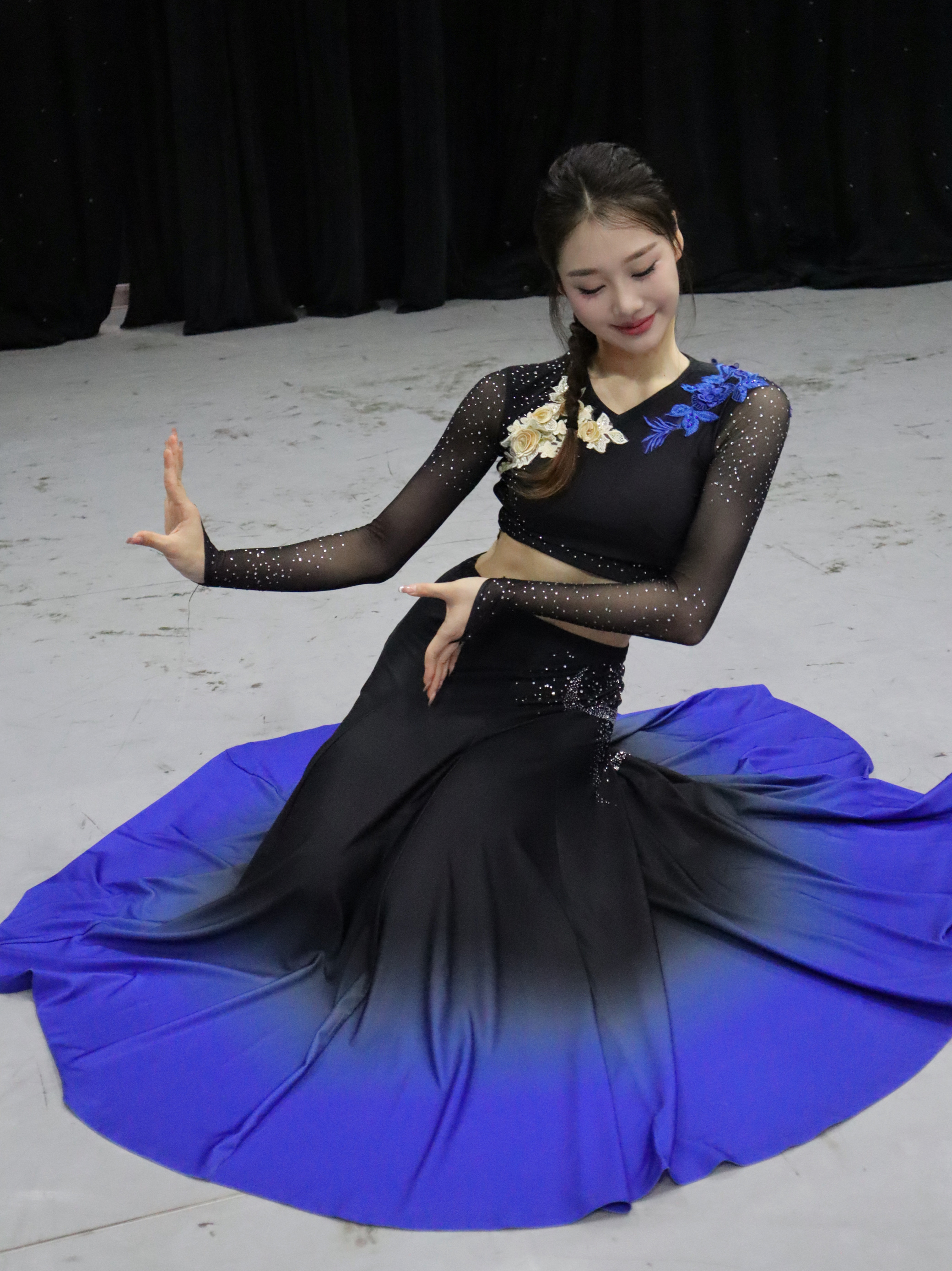 傣族舞蹈演出服包臀鱼尾裙艺考练习修身裙孔雀舞半身比赛裙