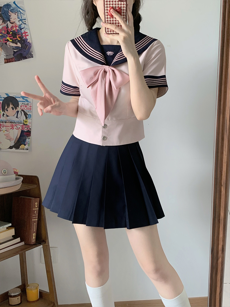 花见森收腰月野姬JK短袖