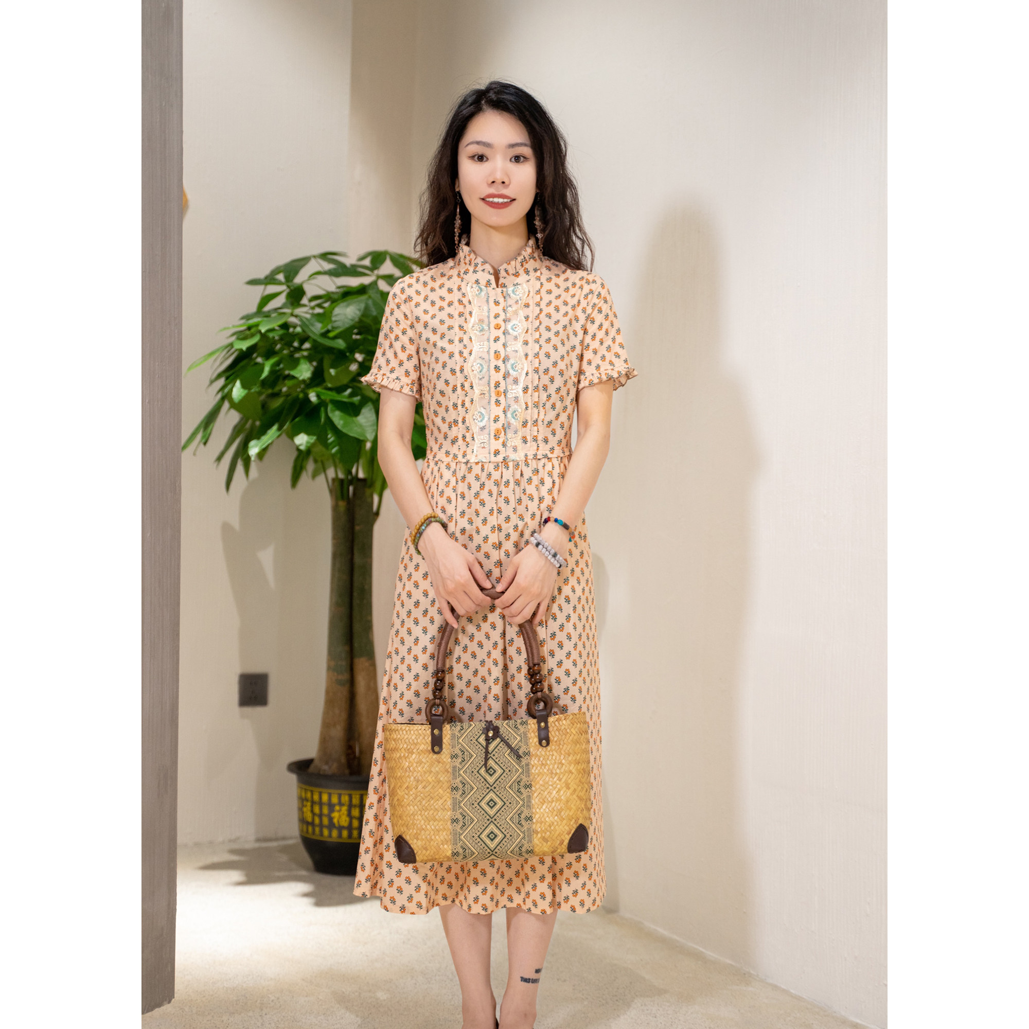 红裳碎花气质女装连衣裙夏季时尚显瘦中长款优雅收腰复古924004