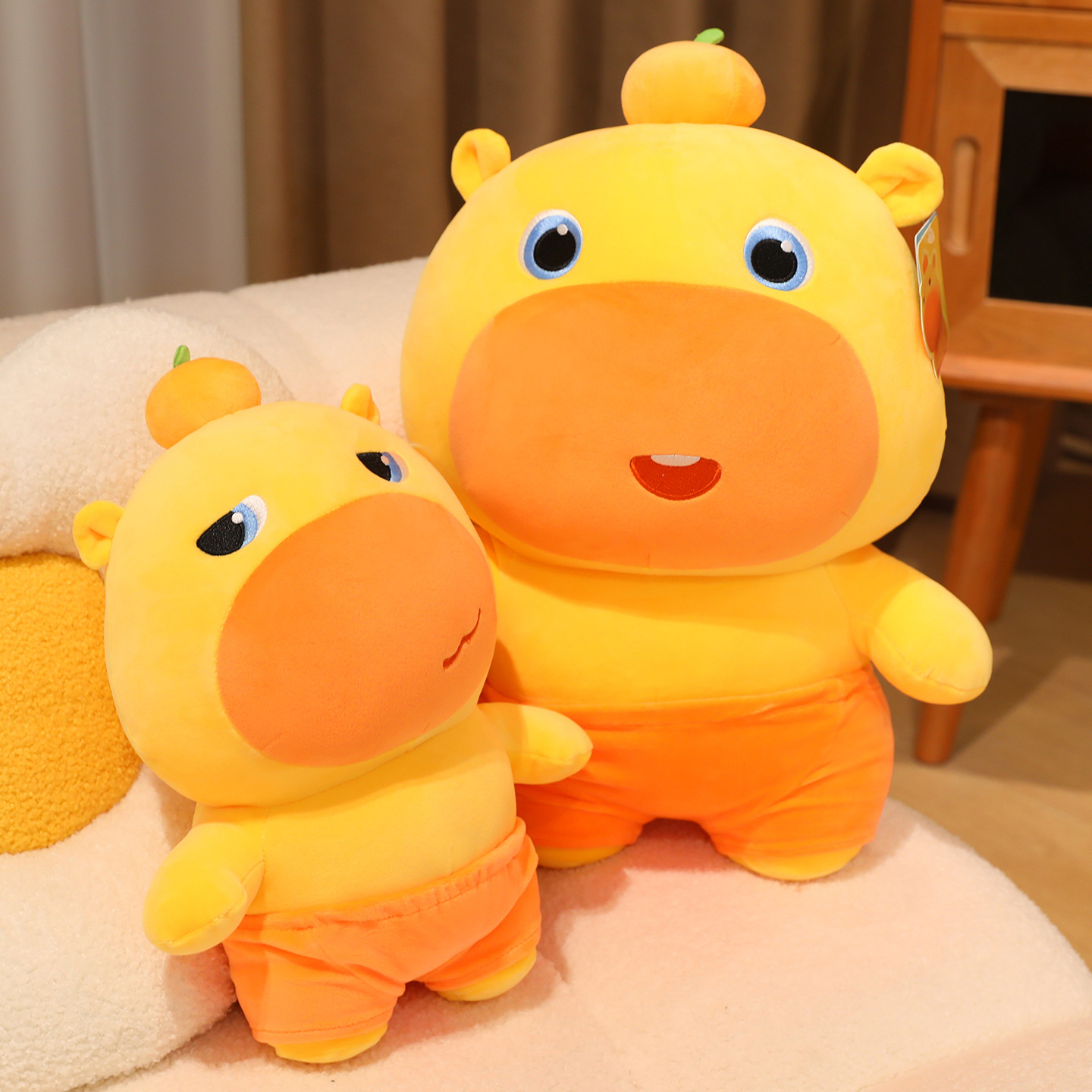 水豚噜噜玩偶毛绒玩具超可爱公仔娃娃情人节礼物包包挂件毛绒公仔