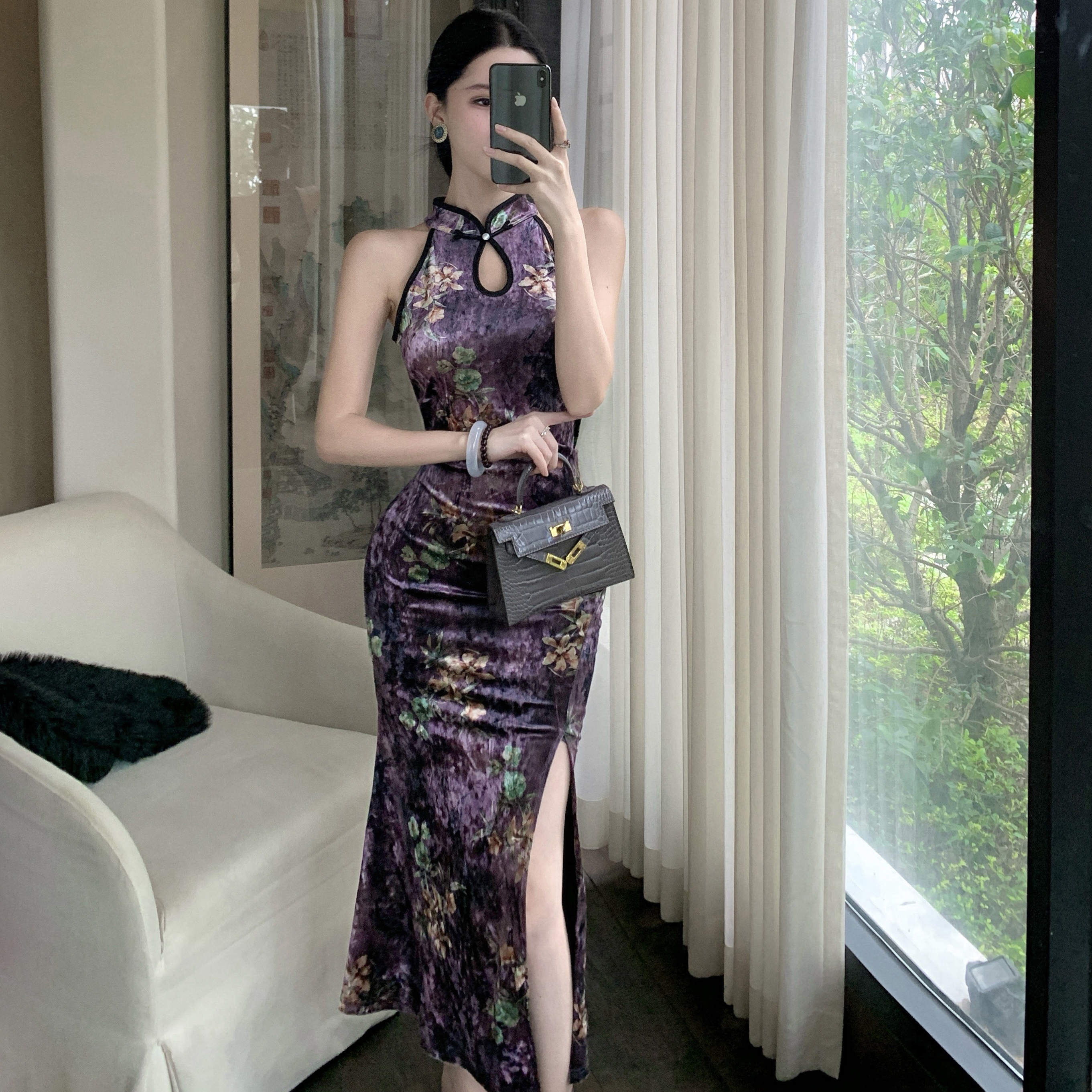 网红直播衣服女新中式国风丝绒旗袍收腰大摆开叉高级感礼服连衣裙