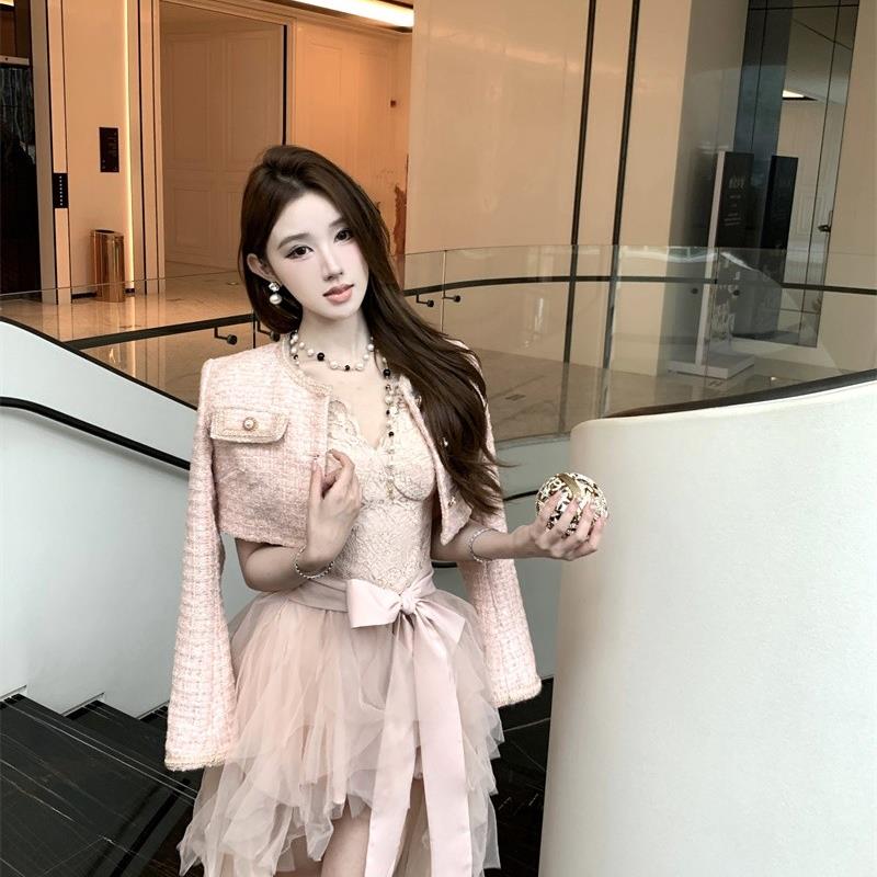法式富家千金小香风套装女高级感气质不规则蕾丝网纱连衣裙两件套