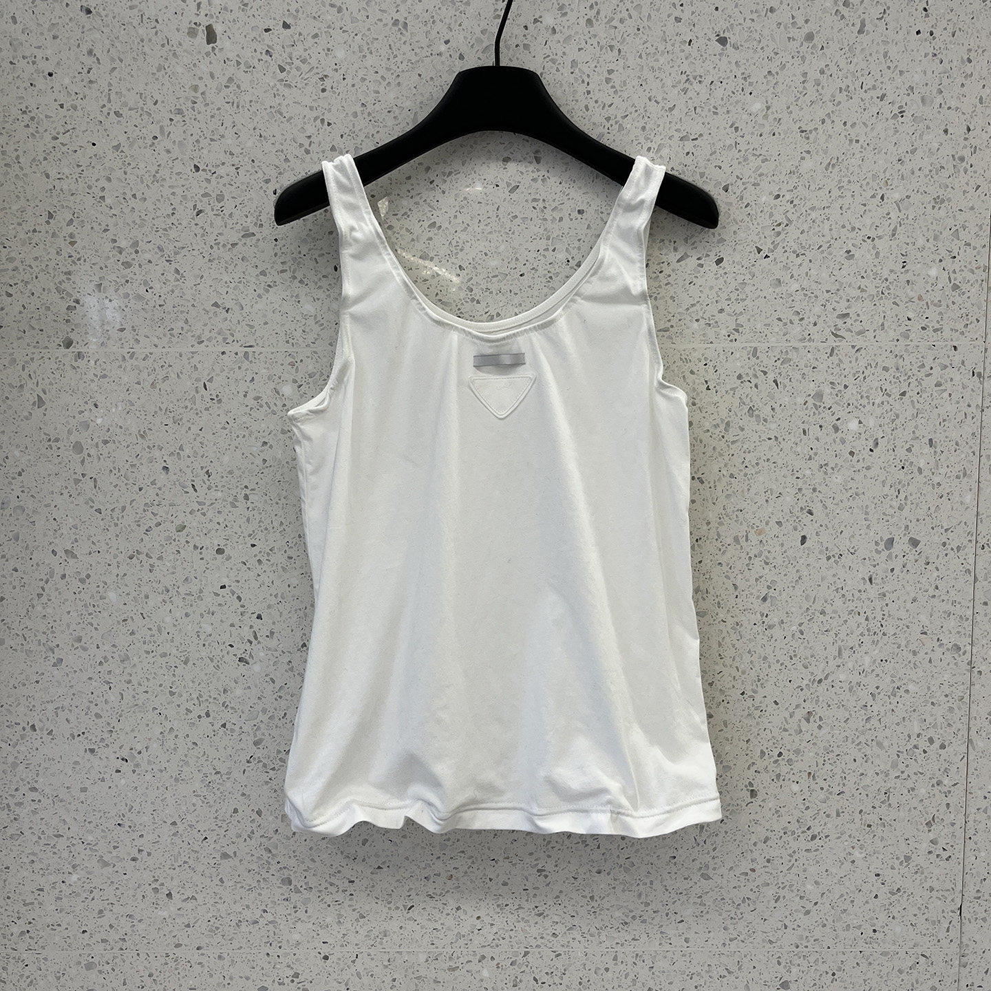 三角贴布鱼骨钢丝扭扭塑型U领花苞背心女修身显瘦百搭基础款上衣